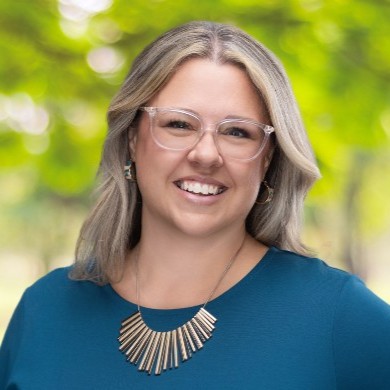 Alison Hansen smiling